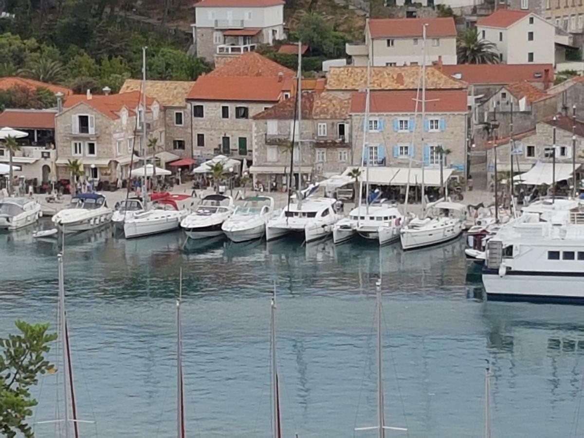 Villa Riva Jelsa  Bagian luar foto